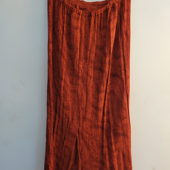 Mid Length Swing Skirt, Exotic Print, Size M - Picture 3 of 4